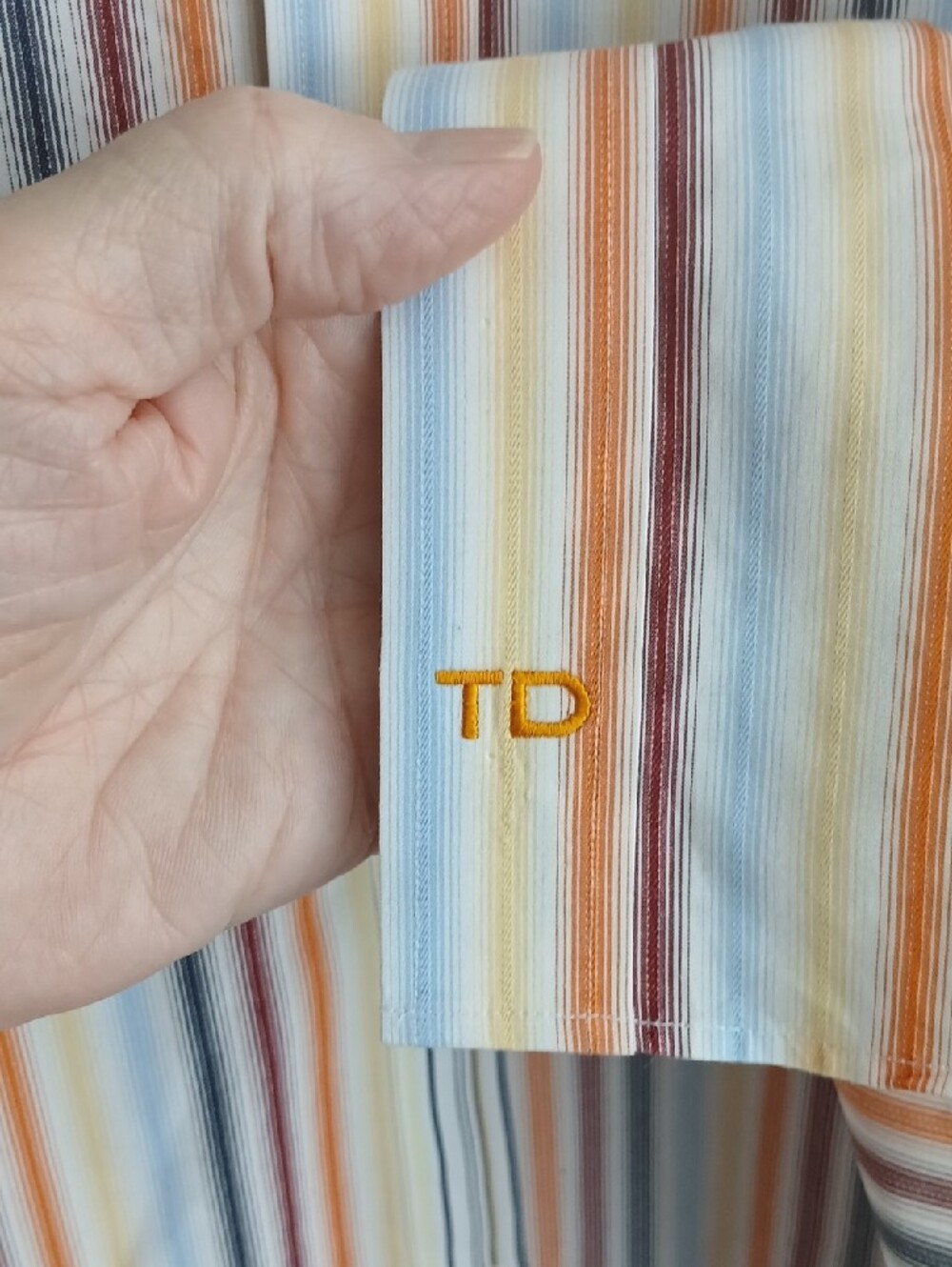 Thomas Dean Men’s medium Striped Button-Down Shirt — White, Blue, Orange - Picture 3 of 8